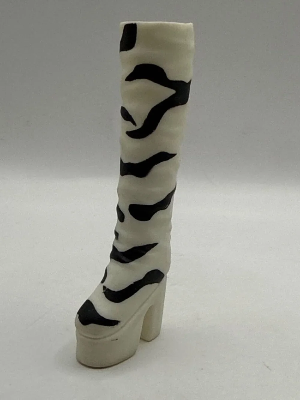 Vintage 1998 Galoob Spice Girls Doll Boot Zebra Platform Mel B Scary Spice Y2K